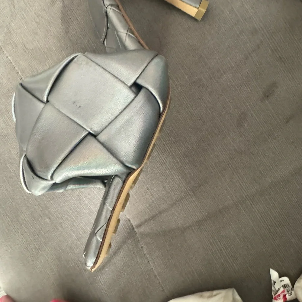 Bottega Veneta Lido Maxi Intrecciato Metallic Heels — Size 39
